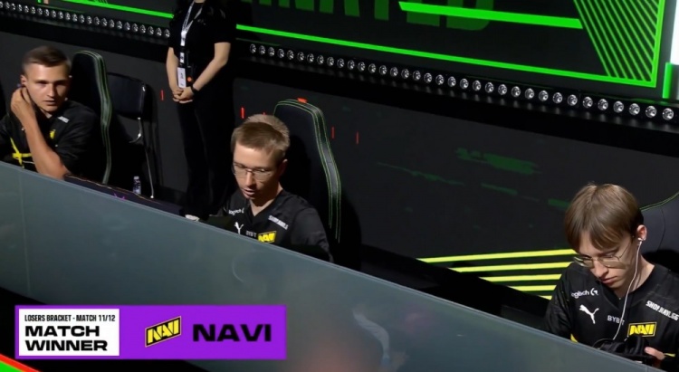?PGS2败者组第二日：4AM无缘决赛圈 NAVI成功吃鸡