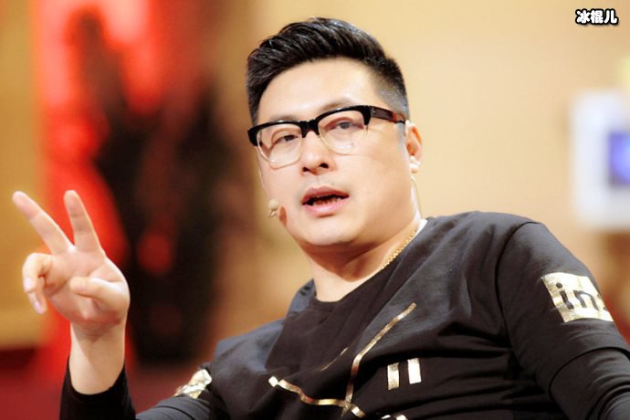 王岳伦花边新闻飞满天李湘不动声色，是要为留豪门忍气吞声吗
