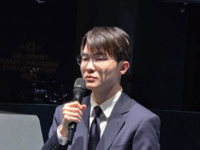 【蜗牛电竞】回顾所有S赛决赛!吧友们觉得历届S赛亚军,哪个亚军上单在世界赛上表现最差?