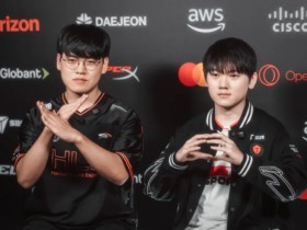 【蜗牛电竞】LPL分享JKL和Gumayusi同框合影:现在是两位冠军AD的畅聊时刻