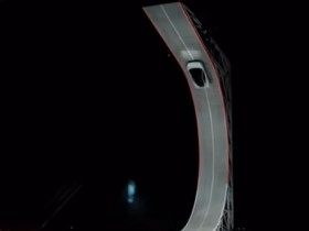 【蜗牛电竞】科幻飞车!!😮特斯拉第二代Roadster亮相 吸附穹顶 推进器喷射