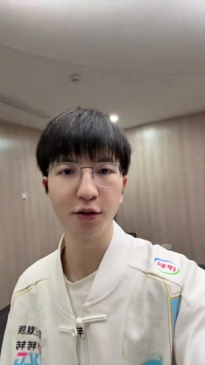 【蜗牛电竞】Elk分享视频:提前祝大家新年快乐,新的一年发大财