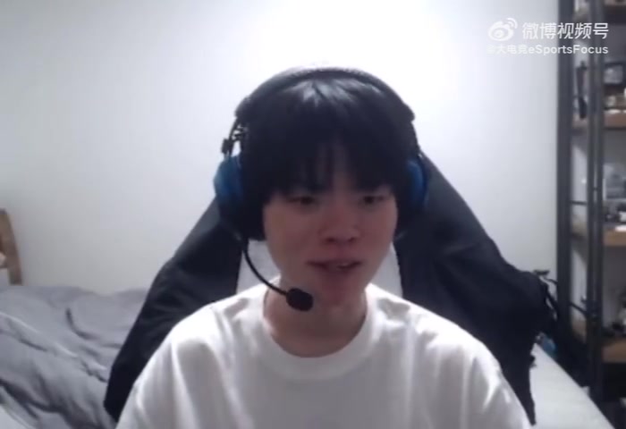 【蜗牛电竞】老实人的愤怒!Deft怒斥:我身边朋友几乎都免兵役了 这到底算什么?