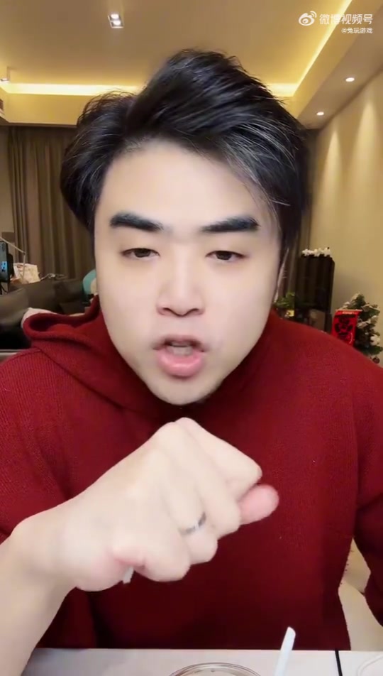 【蜗牛电竞】朱开:LPL训练赛默认不用梅尔 大家都不用 都默认不用