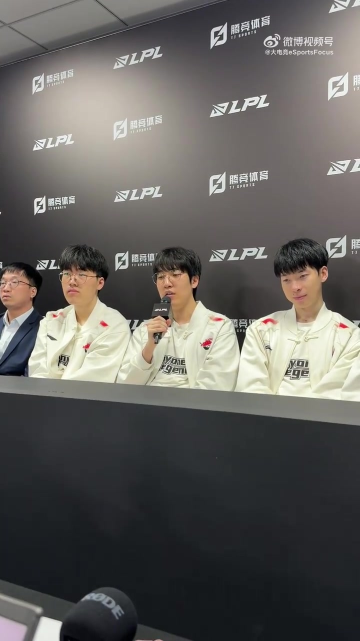【蜗牛电竞】Tarzan谈慎打野:训练赛试过感觉发挥也还行 第四局结果上不太行