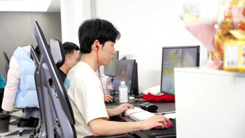 【蜗牛电竞】WBG发布视频告别辅助Hang:祝福你千帆过尽,仍是少年模样
