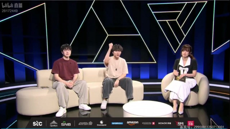 【蜗牛电竞】解说MacT:我们接受失败 但是永远不要放弃重头再来的勇气 LPL加油