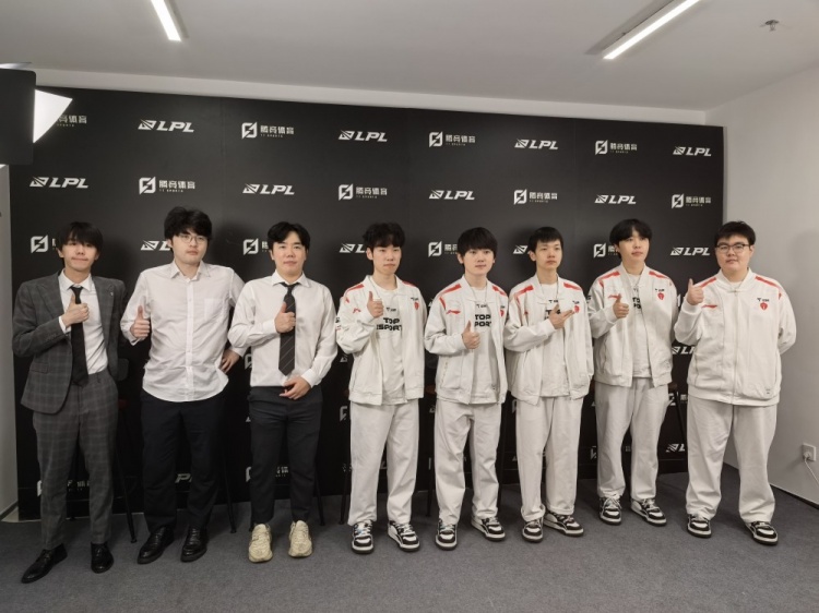 你也想拿五星卡？Kanavi：中国是我们最熟悉的地方 你们小心点