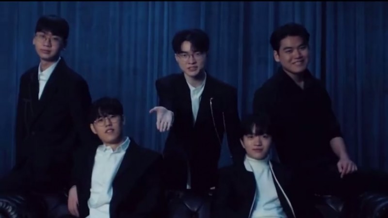 T1发布选手视频：要和我们T1一起学英语吗？学英语吗学英语吗？