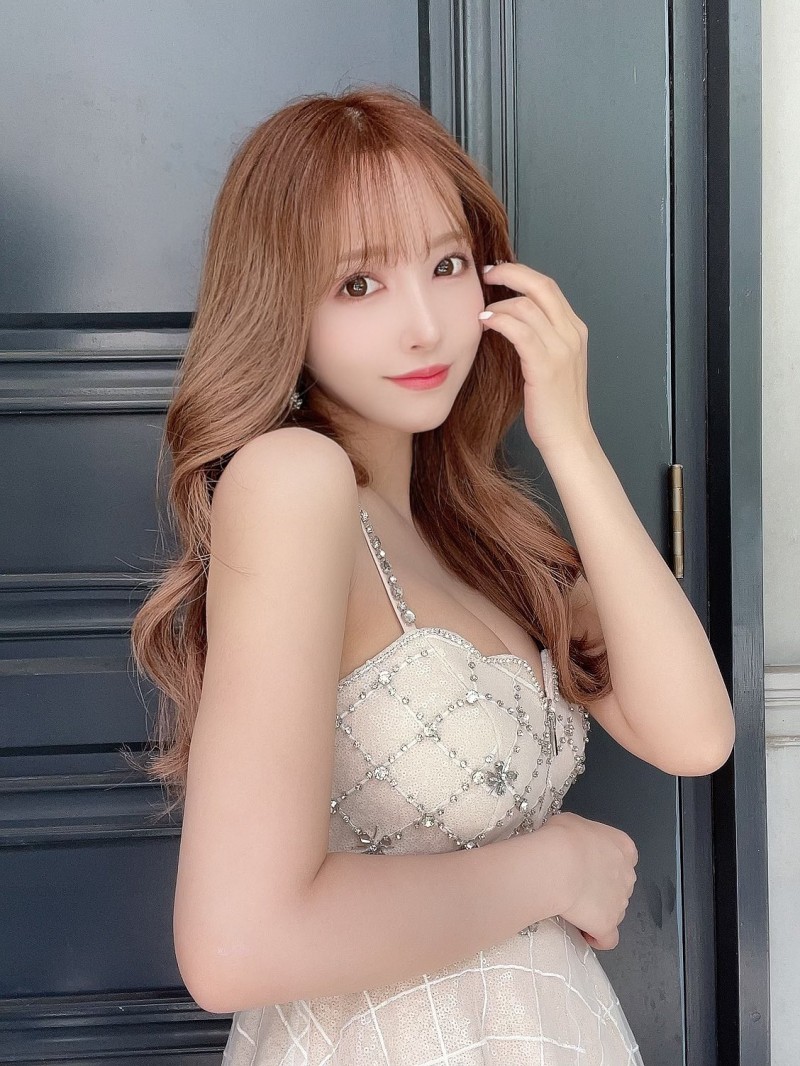 【蜗牛电竞】「三上悠亚」又有重大发表!爆乳小洋装预告太甜美,粉丝全部歪楼!