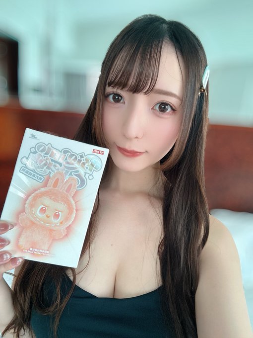 【蜗牛电竞】小花暖(小花のん)11月6日最新作品番号及封面,小花暖个人简介