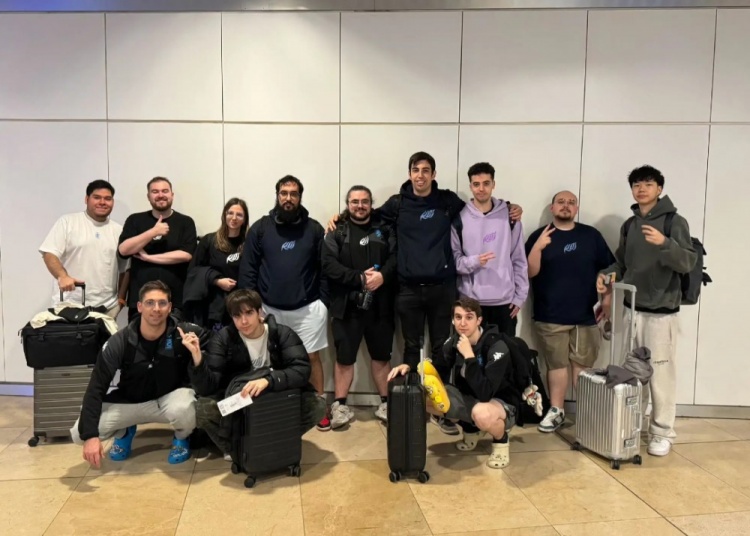 MKOI晒队伍出发照：中国，我们很快见！