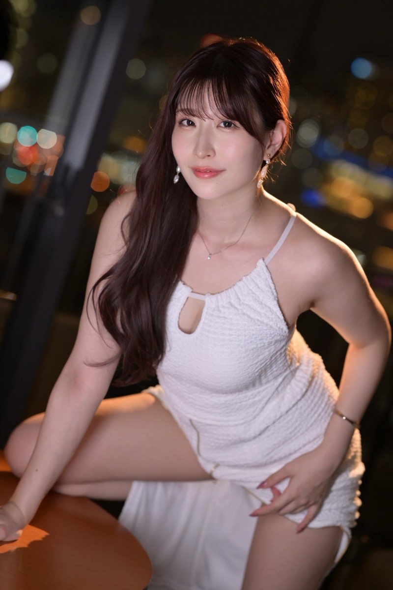 【蜗牛电竞】今年不会再有新片了!168公分、E罩杯的赛车皇后这么说⋯