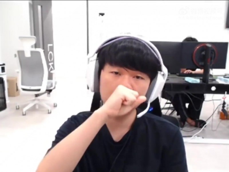 尺帝问号？Lehends：刘神太帅让人有距离感 像Ruler胖乎乎好