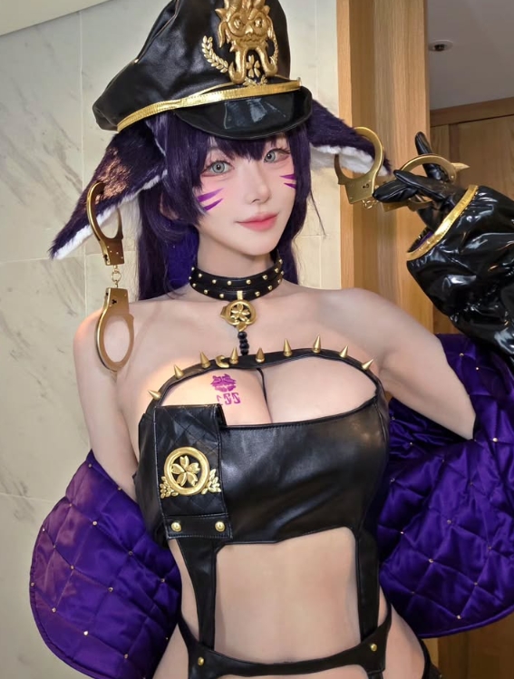 【蜗牛电竞】Faker美女粉丝晒Cos返图:期待明天展位见~💕