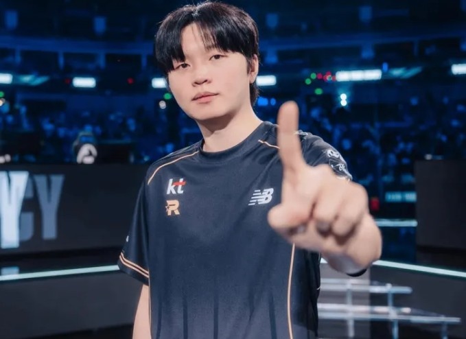 Bdd：感谢大家今年给予我那么多支持，明年我也会好好表现的