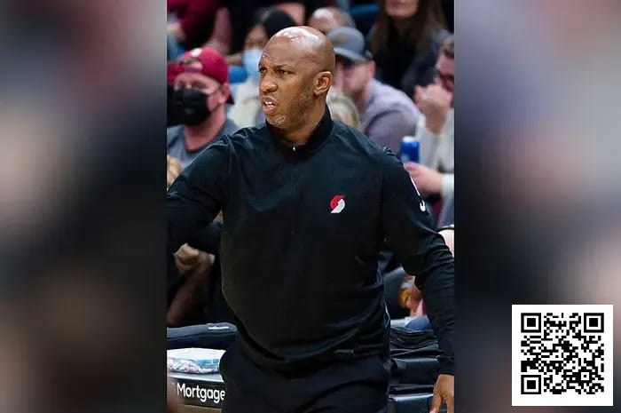 【EV扑克】从场边到法庭:开拓者主帅比卢普斯涉巨额作弊案,拒不认罪【蜗牛电竞】