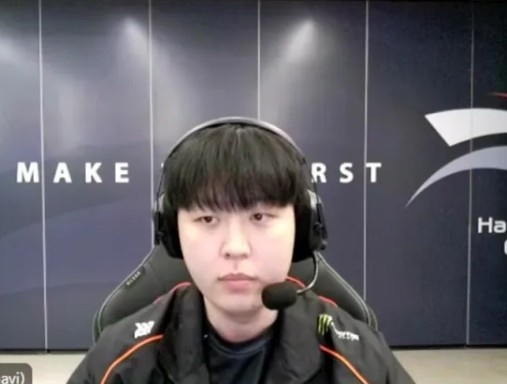 【蜗牛电竞】Kanavi:GEN和T1是我们最大的对手;至少想进世界赛决赛