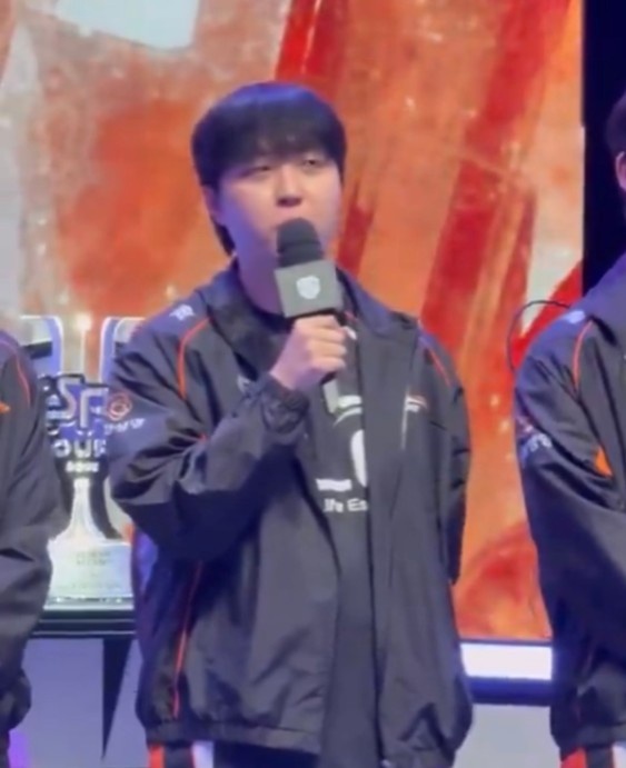 【蜗牛电竞】Kanavi:大家其实没怎么准备,但还是希望能以很强的实力拿下冠军