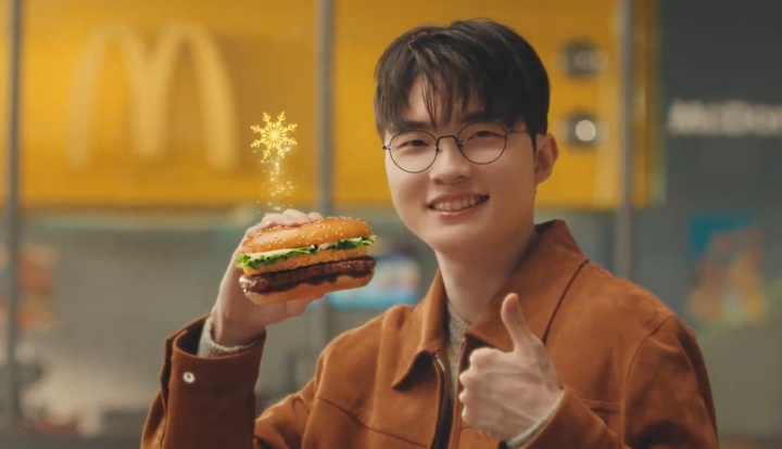 【蜗牛电竞】Faker出演韩国麦当劳“幸运汉堡”广告：首次有电竞选手参加该代言