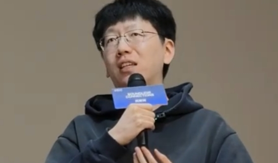 【蜗牛电竞】比Bin换Theshy还贵？爱笑：买Missing的时候 BLG买呼吸创造LPL史上最贵上单交易