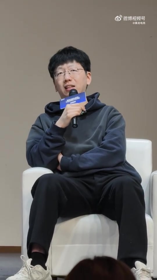 【蜗牛电竞】AG爱笑：Shanks自己也是比较努力 Kael自己也比较就是肯学