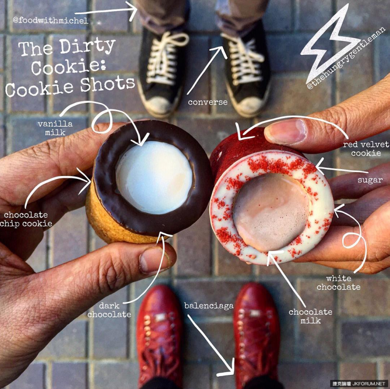 【蜗牛电竞】用卡通餅乾乾杯吧！喝完牛奶的同時也把杯子吃光光