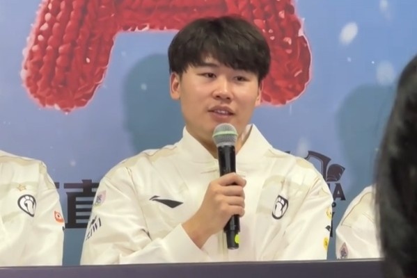 【蜗牛电竞】Wei：带队拿冠军心情非常好 我会努力在职业生涯打出精彩的比赛！