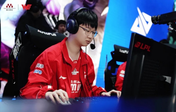 【蜗牛电竞】Karis：首要任务是晋级季后赛，然后像去年那样向更高处迈进