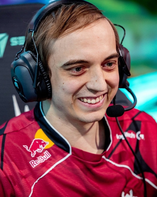 【蜗牛电竞】G2战队官推整活：Caps曾表示他将在未来500年内从《英雄联盟》中退役