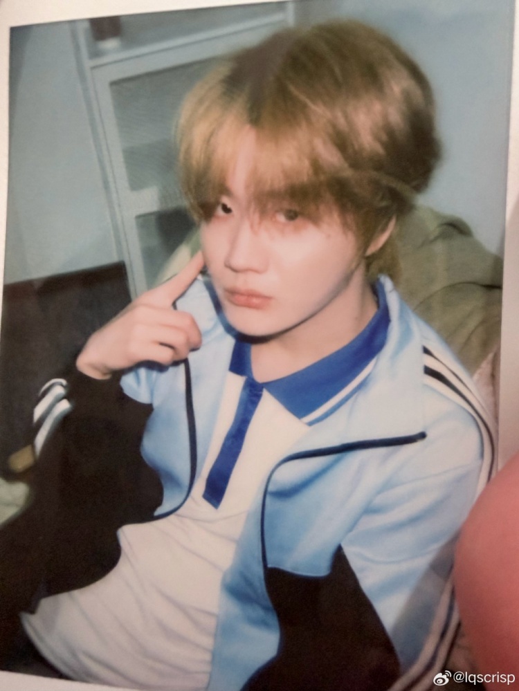 【蜗牛电竞】小哥哥帅👈Crisp分享照片：☀