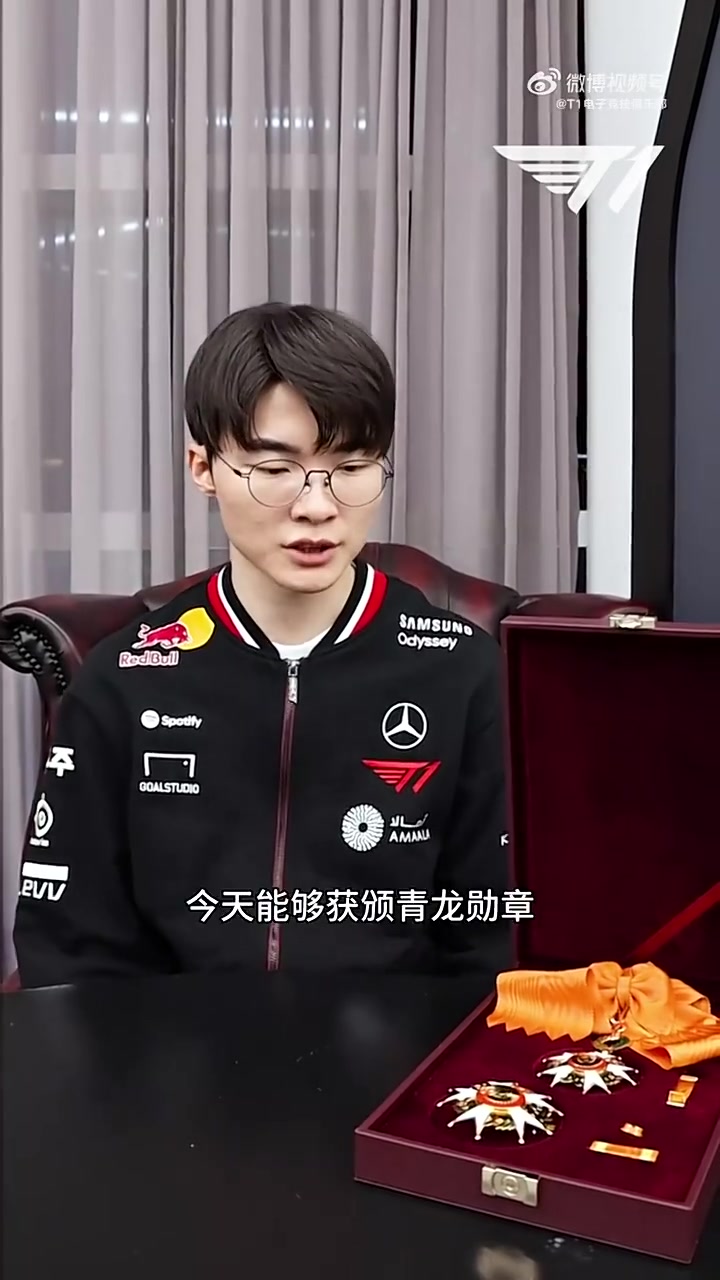 【蜗牛电竞】T1分享Faker获奖感言：今天真是一个意义非凡的日子