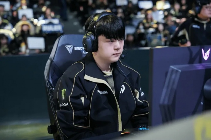 【蜗牛电竞】Canyon：原本我也是受害者，现在处于连胜的一方努力不在意这些