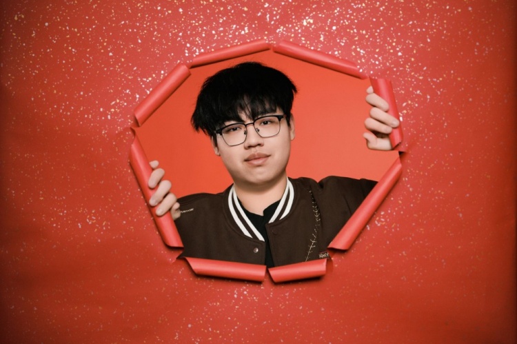 【蜗牛电竞】JDG分享动态：五小只一起给大家拜年🔔祝大家新春快乐 马上发财