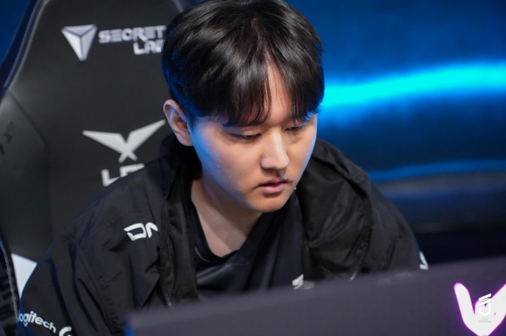 【蜗牛电竞】DNS晋级败者组第二轮将交手DK 谁赢就奖励一个T1!