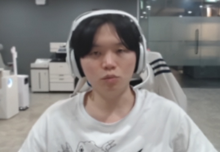 【蜗牛电竞】魅魔？BDD：最近老做梦，梦到Showmaker两次，他为什么在我梦里啊