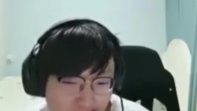 【蜗牛电竞】Tian直播开串：LPL就是没意思，决策运营给我看吐了！还是LCK看得爽！