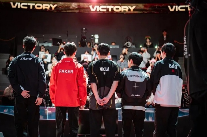 【蜗牛电竞】自18年后,VicLa成为第六位代表LCK出征国际赛事的中单选手