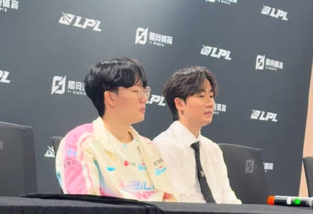 【蜗牛电竞】Viper：有点不想遇到Ruler因为GEN太猛了 但跟他们玩应该能学到很多东西