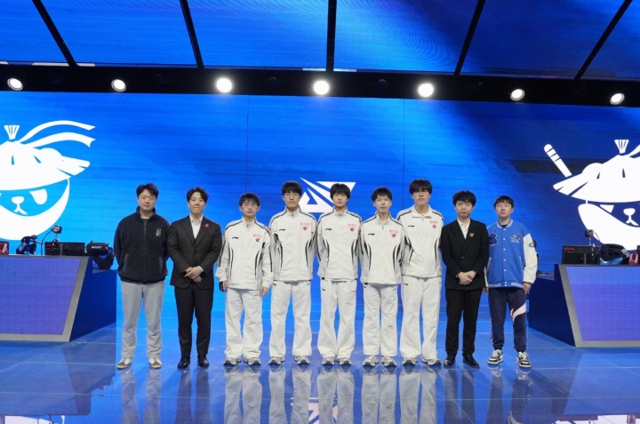 【蜗牛电竞】AL赛后更博：对于所有支持AL的人，抱歉让你们失望了