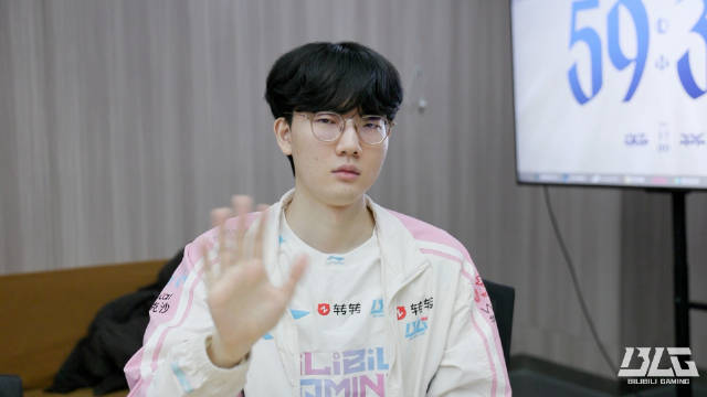 【蜗牛电竞】百万撤离!Viper捧起生涯第二座LPL联赛奖杯 反观HLE第一赛段十强出局