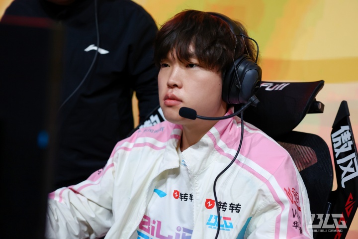 【蜗牛电竞】拿出第1局的状态有的拼？理性讨论：目前状态BLG碰上GEN胜率有几成