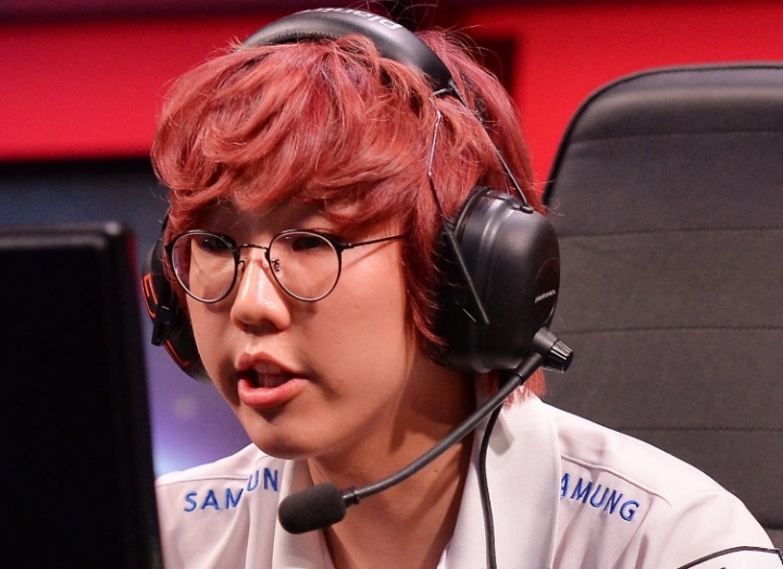 【蜗牛电竞】现在的对线版本是最好的？那为何有许多粉丝却“不认可”S8以前许多含金量十足的冠军？