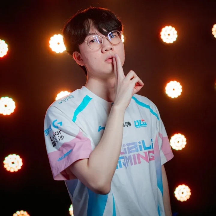 【蜗牛电竞】LOL官方发文：Viper重返先锋赛决赛，捍卫他的头衔