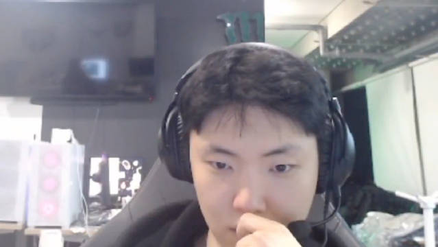 【蜗牛电竞】Chovy：冠军肯定要想办法都拿到啊，没有说哪个冠军不重要