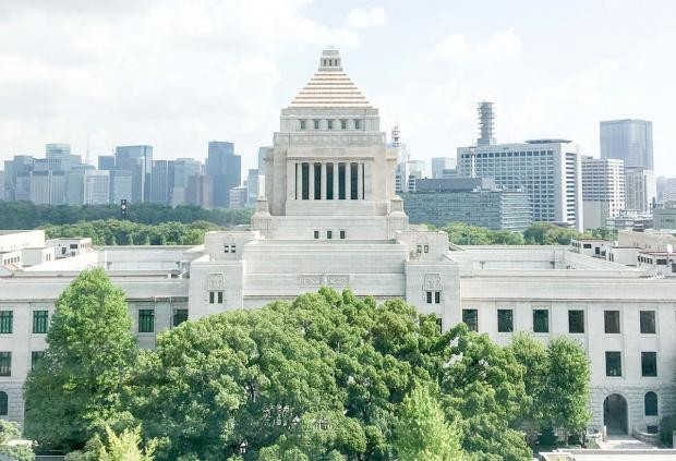 【蜗牛电竞】新法禁止在片中性交? AV女优有话说!