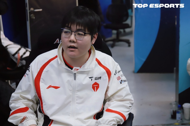 【蜗牛电竞】管泽元看369休息:好好调整 等你回来9