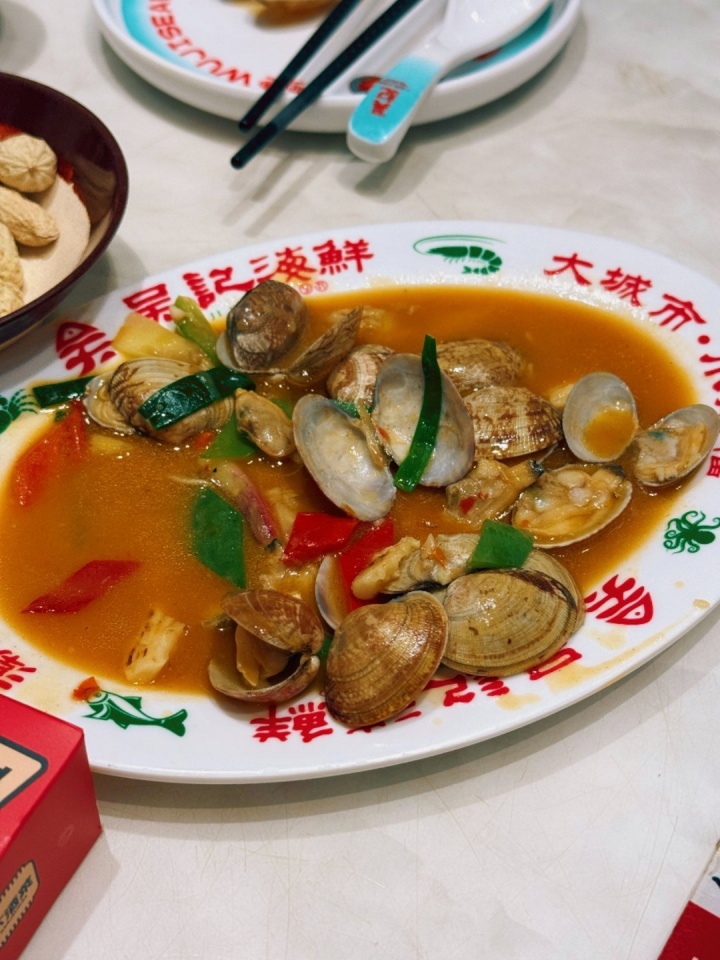 【蜗牛电竞】对自己差点把!iG发布日常饮食全是海鲜:五大只依旧没有亏待自己