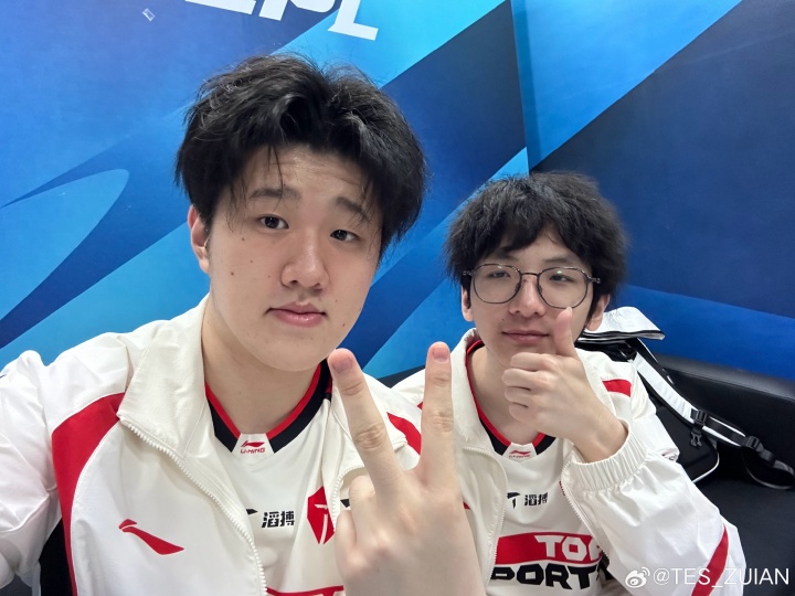 【蜗牛电竞】ZUIAN：今天赢了很开心，还有很多细节能磨，感谢支持继续加油