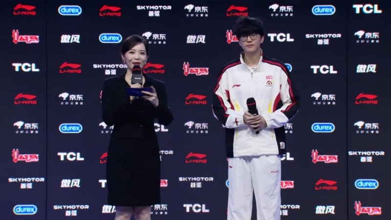 【蜗牛电竞】Jiejie：连败真的压抑太久，今天触底反弹赢了长舒一口气